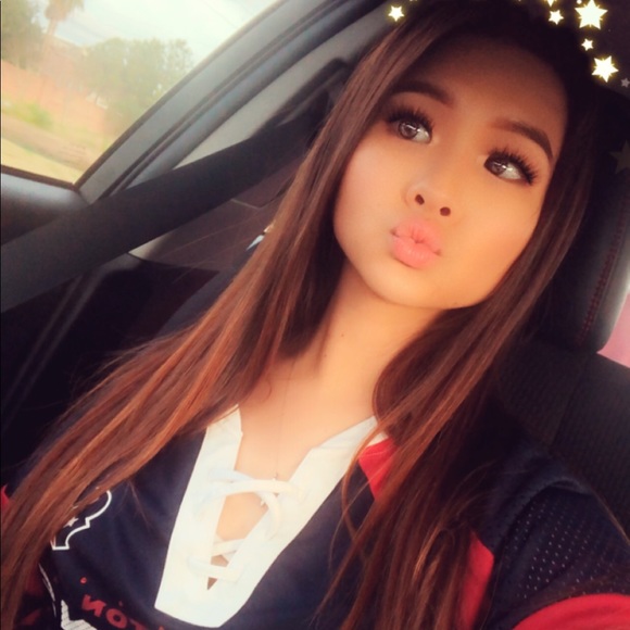 Meet your Posher, Joanna! - Picture 4 of 5